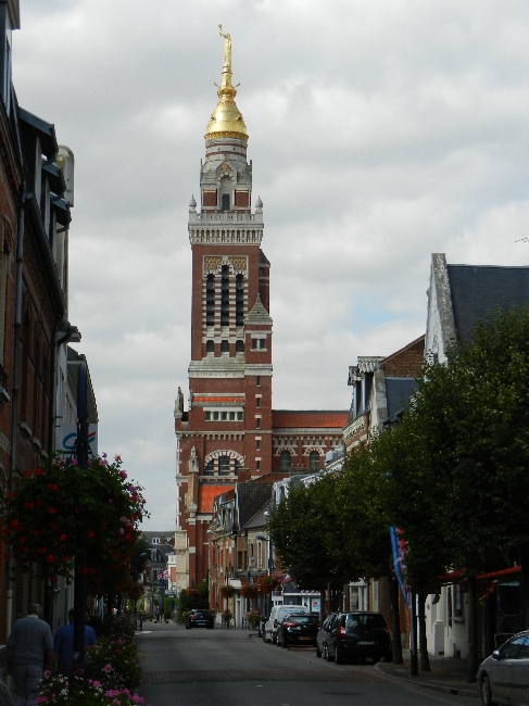 Images/0040 Albert Church & Somme museum.jpg